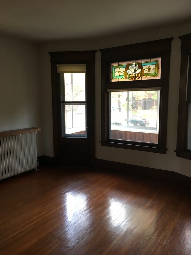 Building Photo - 1032 Portland Ave