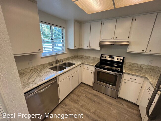 Building Photo - 1 br, 1 bath House - 3177 Chateau Way Apt 103