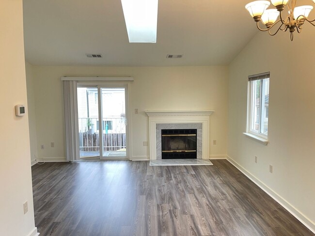 Building Photo - 2 Bedroom/1 Bath in Brookland