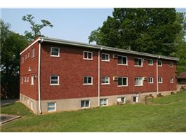 Foto del edificio - 6360 Revere Ave