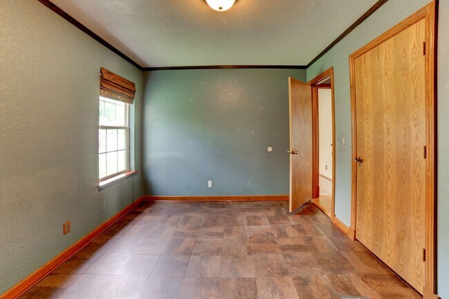 Foto del edificio - Fantastic Broken Arrow property now up for rent