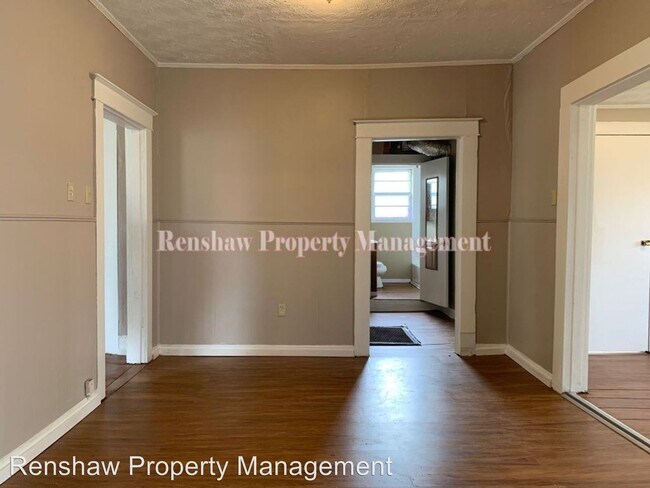 Building Photo - 3 br, 1 bath House - 797 N. Highland St.