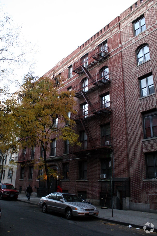 2471 Davidson Ave Bronx, NY 10468 Rentals Bronx, NY