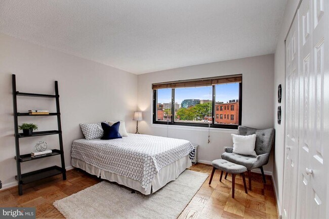 Foto del edificio - 1816 New Hampshire Ave NW
