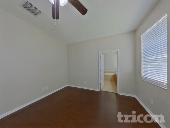 Foto del edificio - 9346 Black Thorn Loop