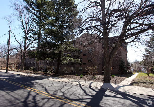 Foto del edificio - Ardmore House for the Elderly