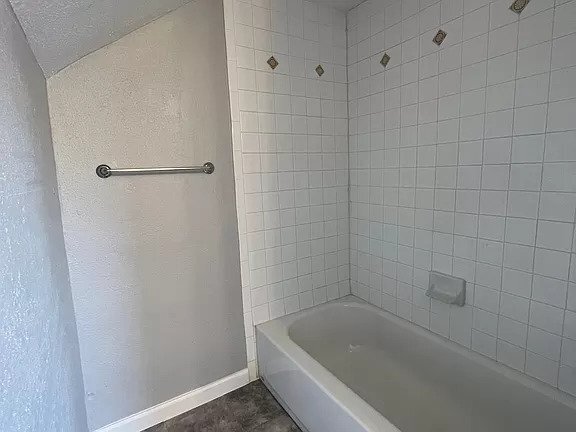 Foto del edificio - 625 Juniper St