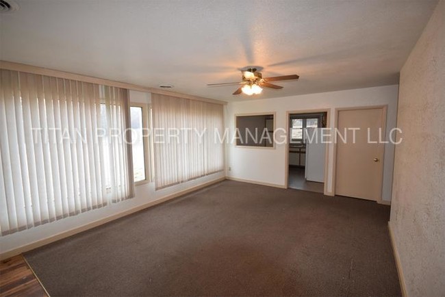 Foto del edificio - W479 County Rd F