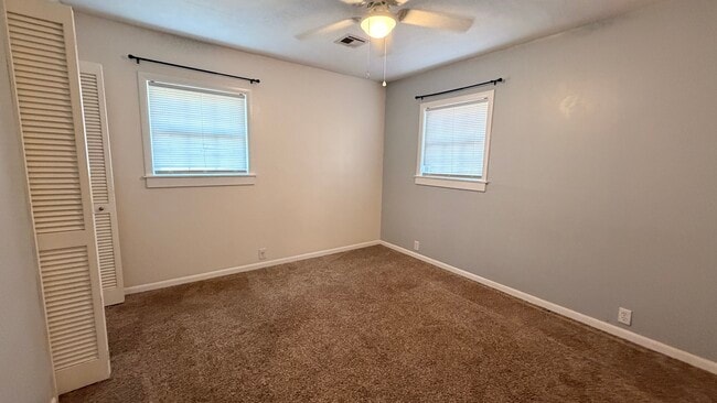 Building Photo - 40005 Benson Park Rd