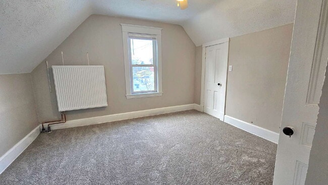 Building Photo - 3-Bed 1.5 bath Home on Payne Avenue with Spacious 2310 Sq Ft Layout – Ideal Saint Paul Living!"