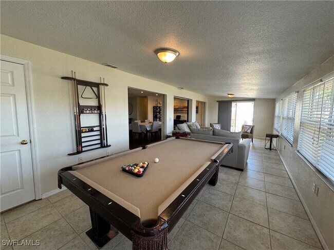 Foto del edificio - 4303 Conway Blvd