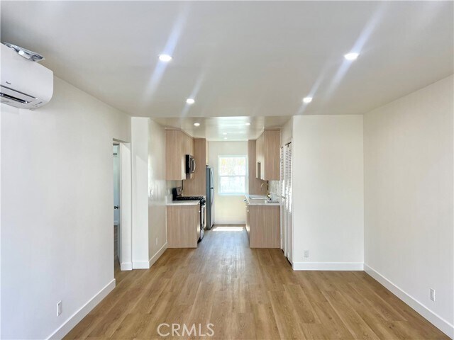 Foto del edificio - 3461 Perlita Ave