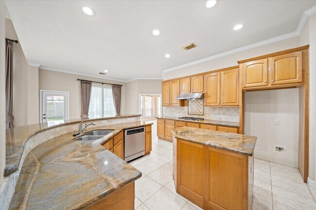Foto del edificio - 4610 Sterling Wood Way