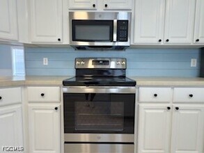 Building Photo - 12940 Spencer St