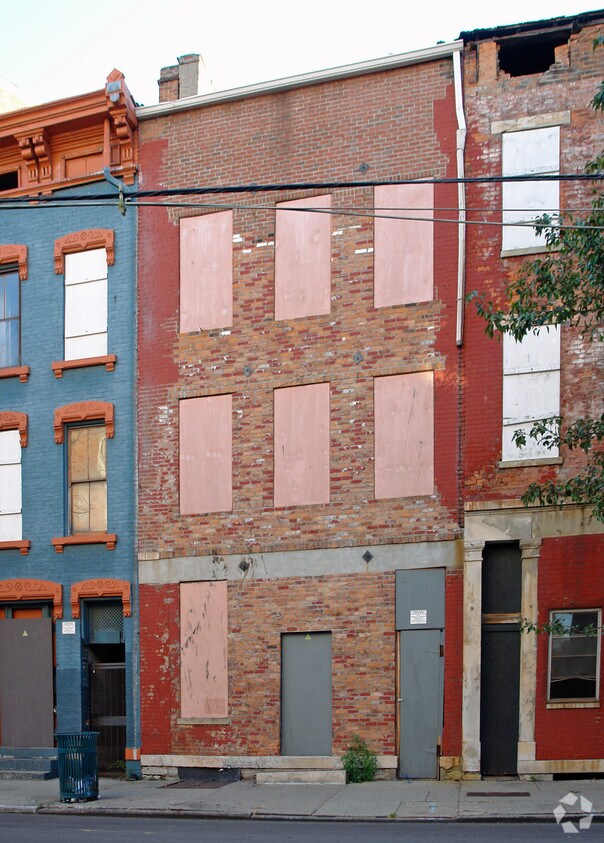 Primary Photo - 1434 Race St