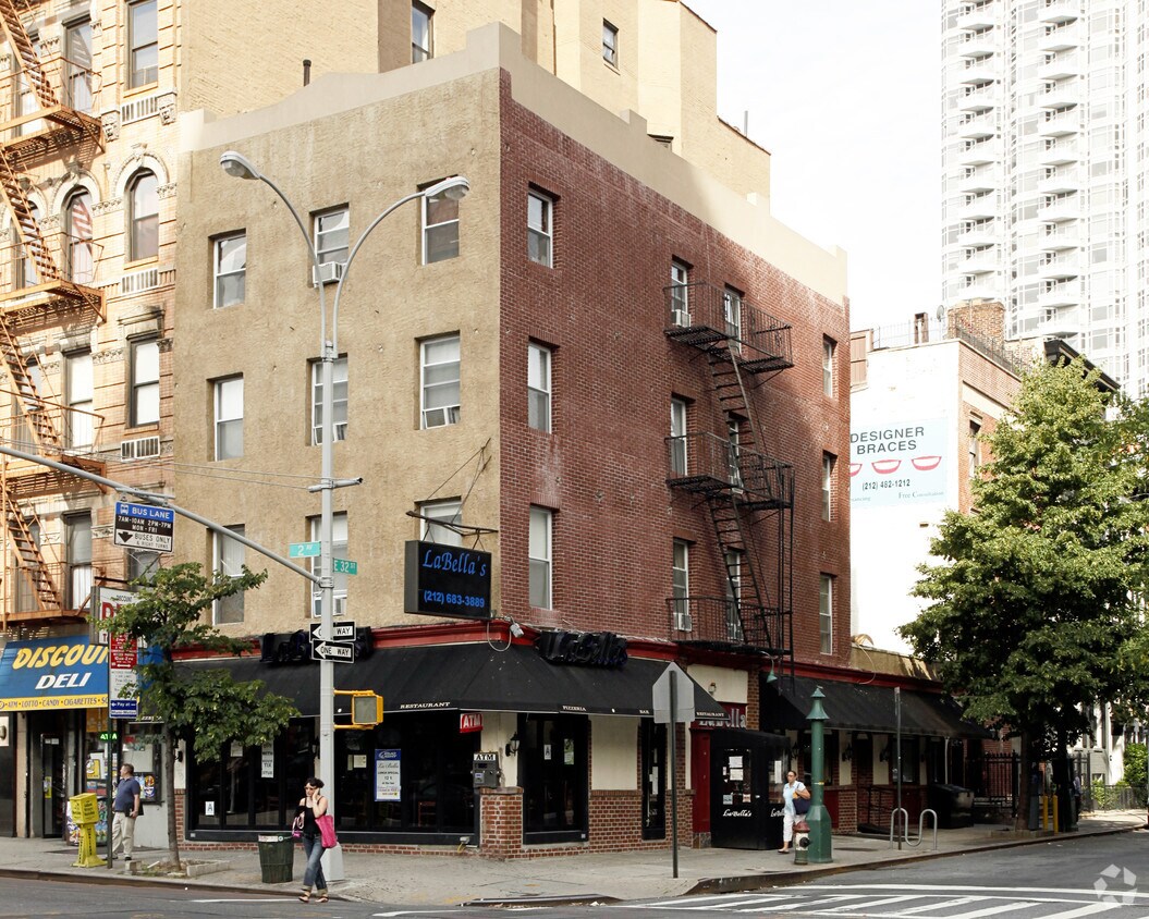 Building Photo - 581 Second Ave