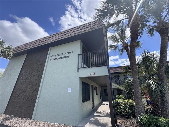 Foto del edificio - 1258 Barbara Dr