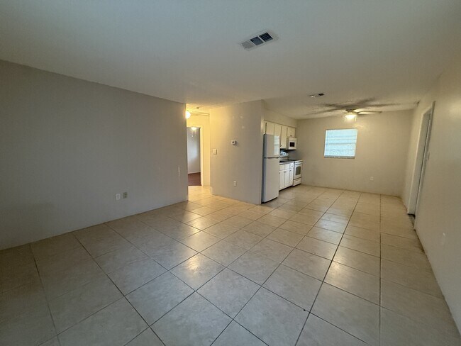 Photo - 202 2nd St Apartment