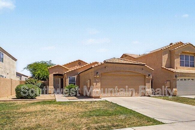 Building Photo - 649 S Banning