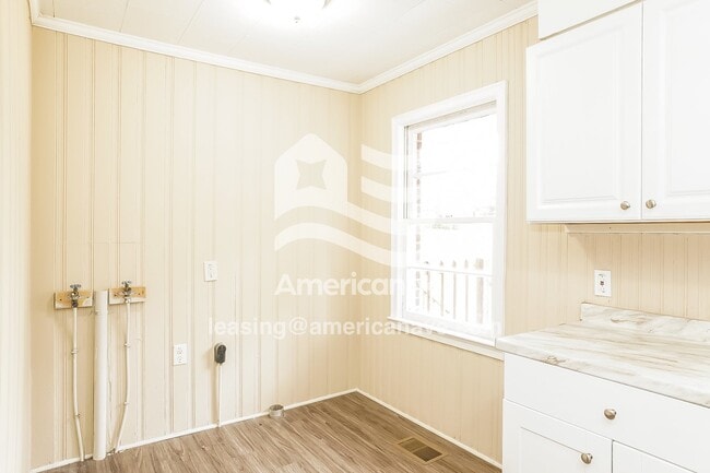 Foto del edificio - 2306 Redbud Ln