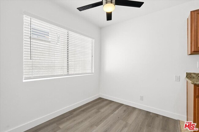 Foto del edificio - 612 Huntley Dr