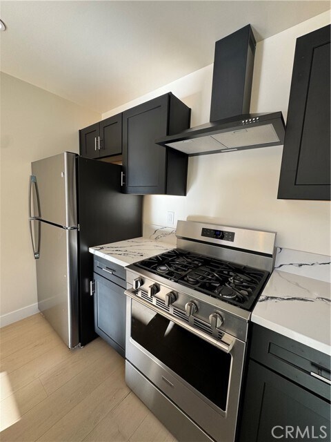 Foto del edificio - 8109 Cole St