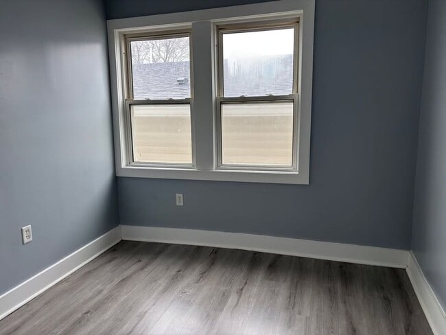 Foto del edificio - 272 W Runyon St