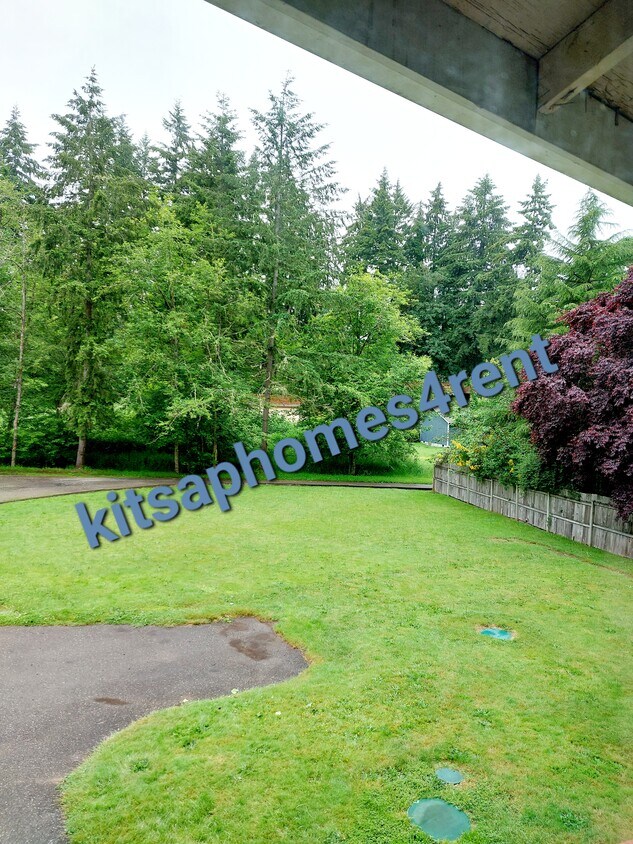 1165 NE McWilliams Rd, Bremerton, WA 98311 Townhome Rentals in