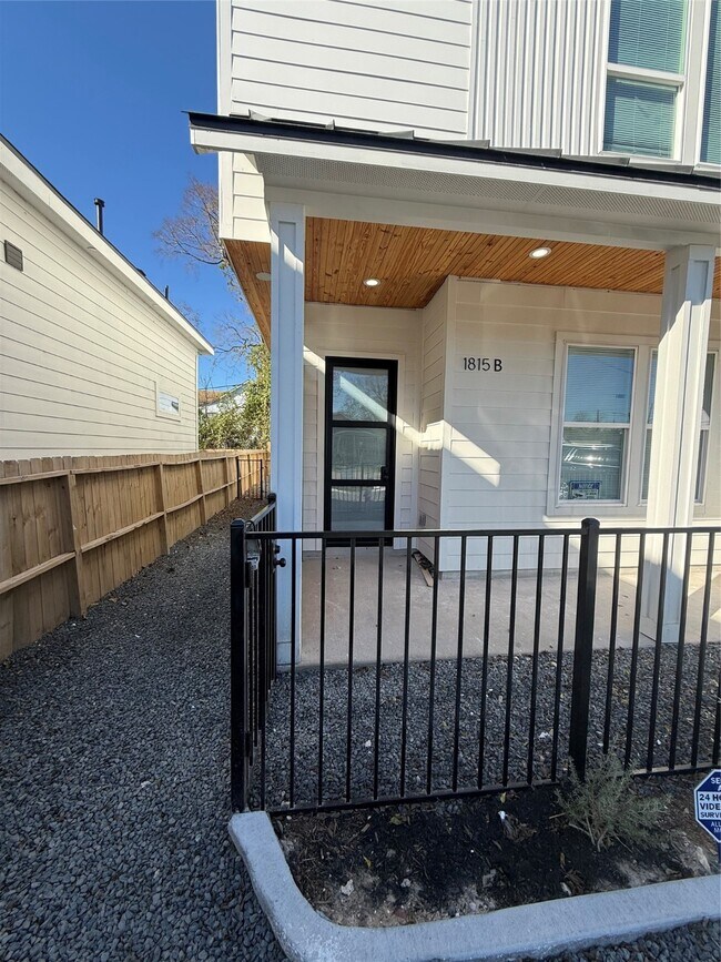 Building Photo - 1815 McKee St