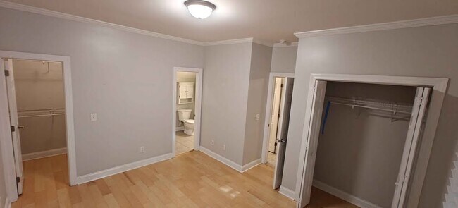 Building Photo - 116 Venezia Ct