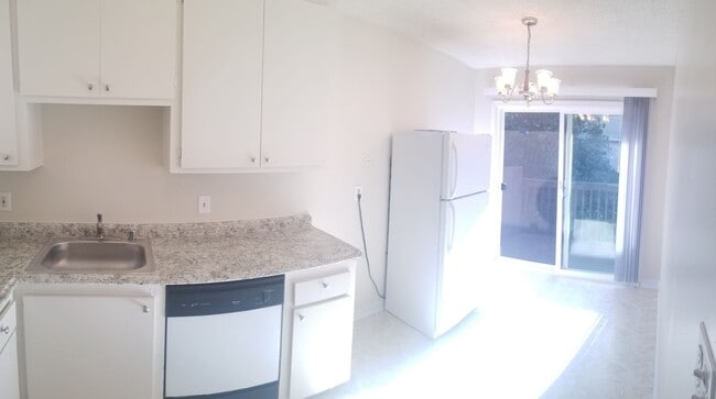 Building Photo - Utilities Included! Hayward 2-Bedroom with...