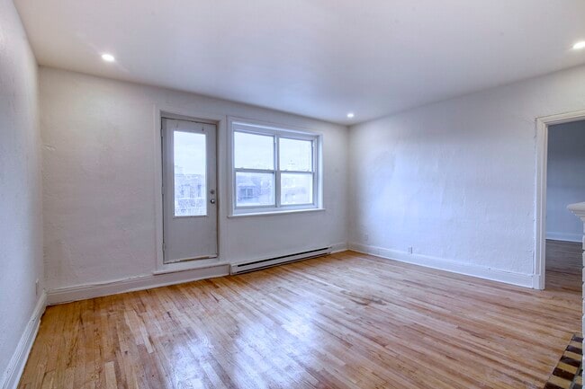 Building Photo - 4890 Queen Mary Road