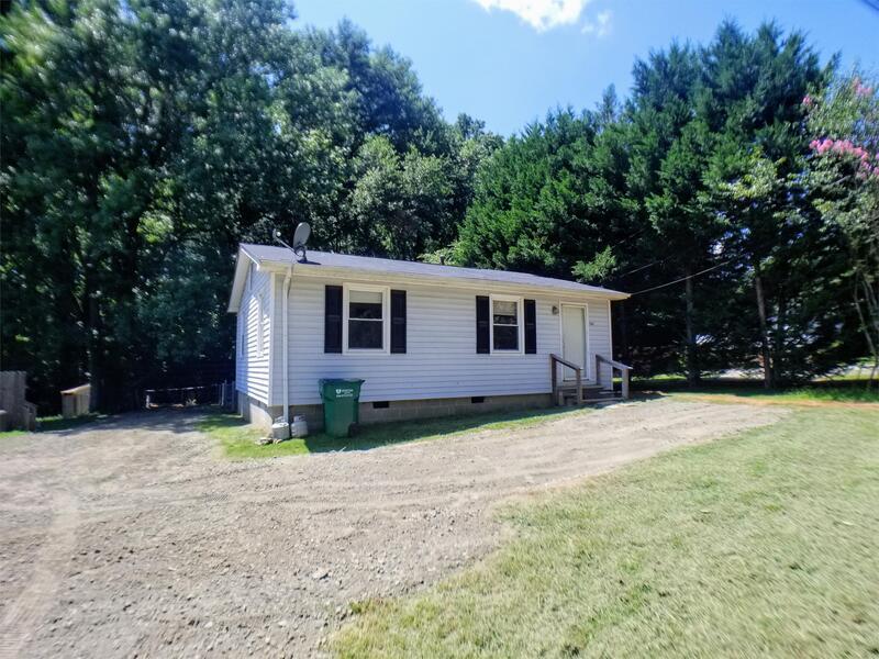 Primary Photo - 564 McAbee Rd