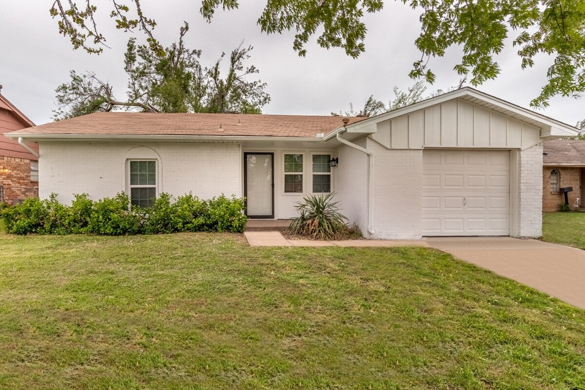 Photo - 13817 N Everest Ave (Edmond, OK)