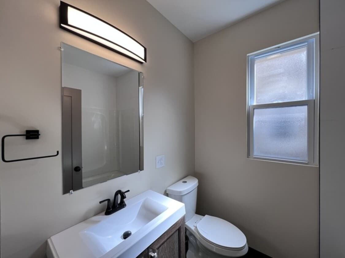 Building Photo - 9635 S. Forest Ave. Unit 1 Chicago, IL 60628