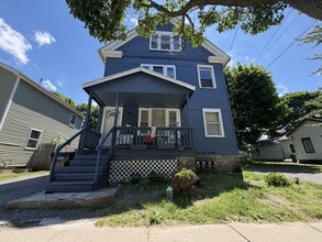 Building Photo - 131 Rauber St
