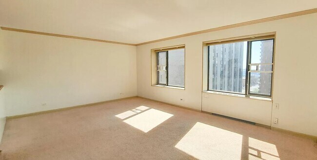 Living room - 15 S 1st St