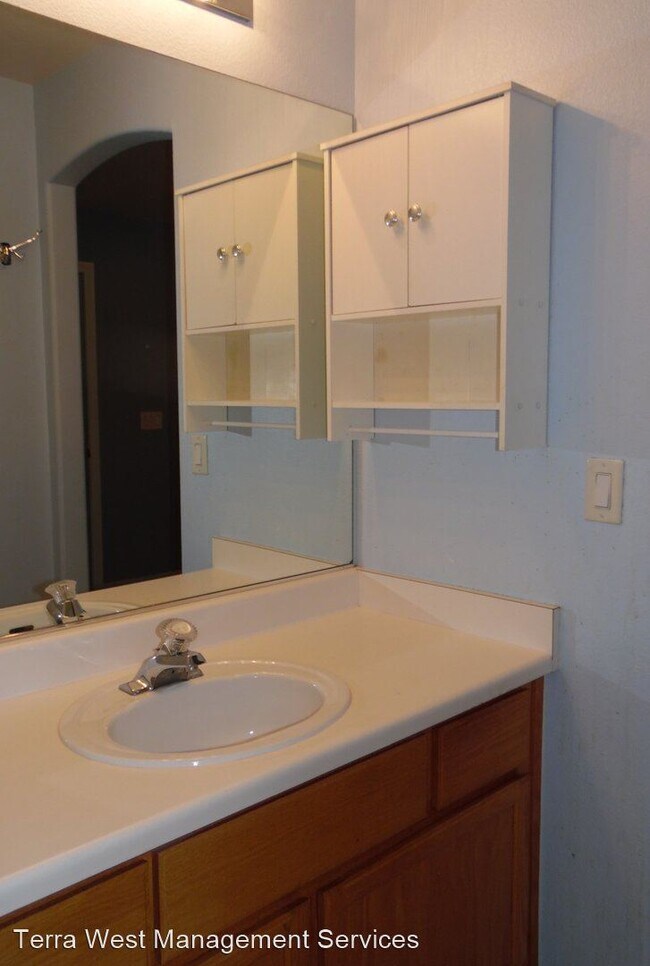 Building Photo - 2 br, 1.5 bath House - 9972 Delicate Dew S...
