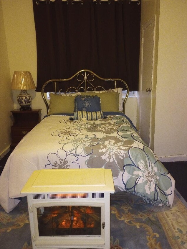 13220 116th Ave, South Ozone Park, NY 11420 Townhome Rentals in South