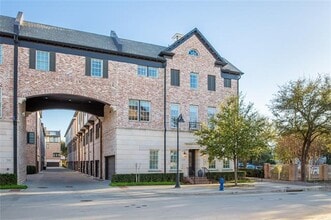 Building Photo - 4116 Runyon Rd