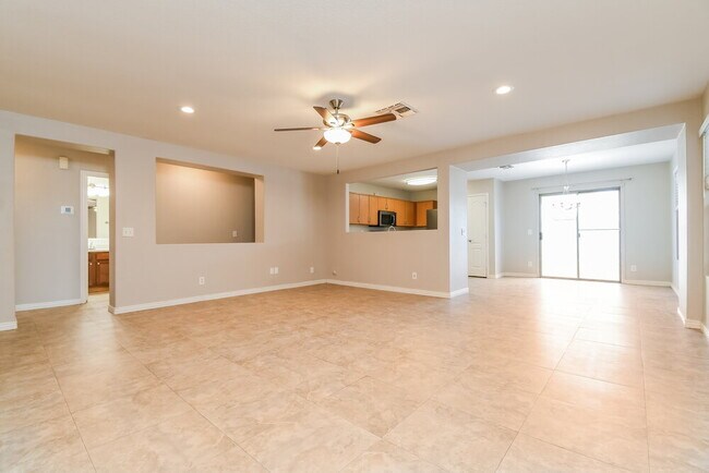 Foto del edificio - 8502 E Kiowa Ave