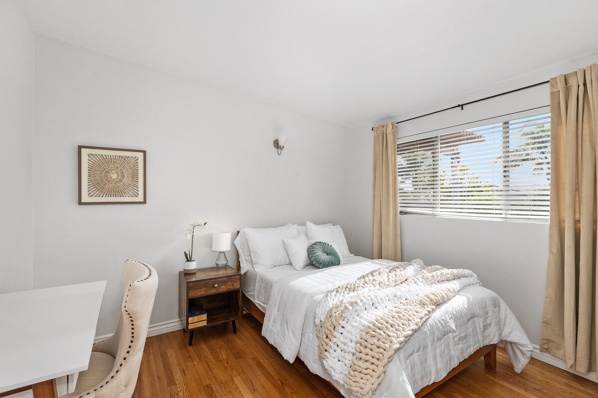 Foto principal - 4341 Appleton St