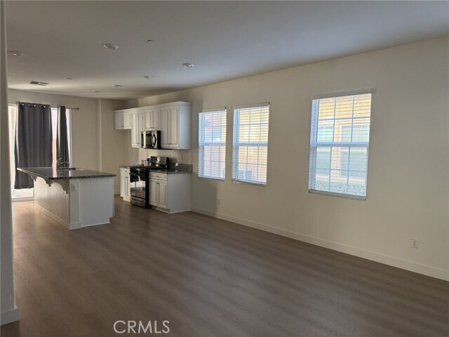 Foto del edificio - 8603 Founders Grove St