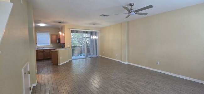 Building Photo - Townhome Near MLK and I-75