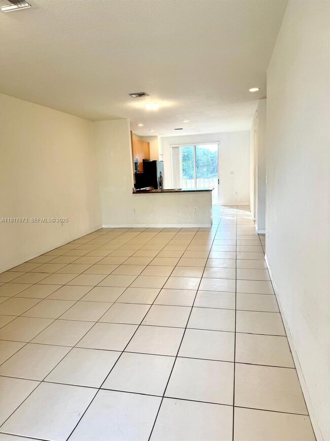 Building Photo - 3972 SW 149th Pl