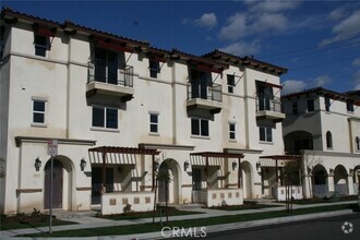 Building Photo - 201 N Azusa Ave