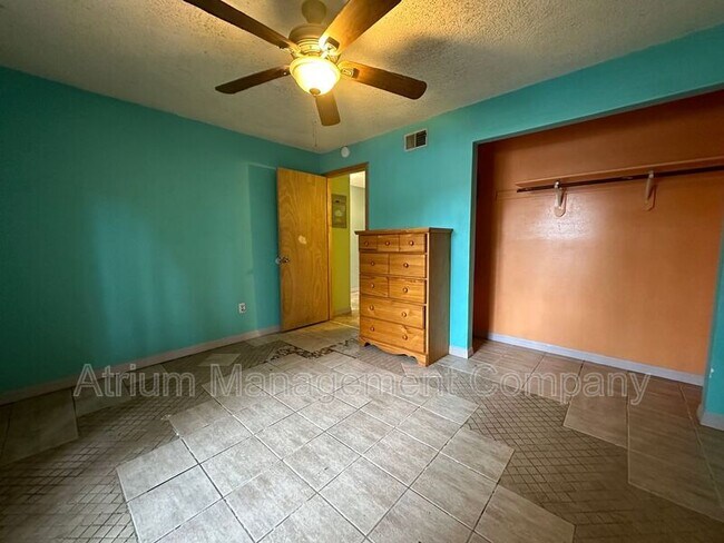 Foto del edificio - 12270 Fox Hound Ln
