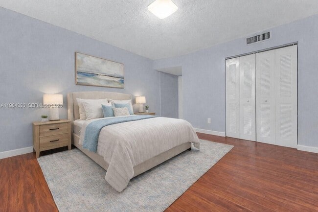 Foto del edificio - 4540 NW 79th Ave