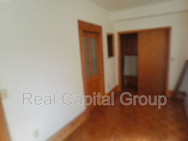 Foto del edificio - 197 Condon Ave