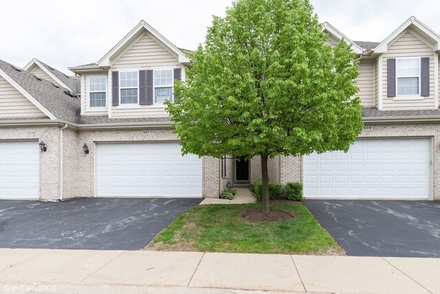 Primary Photo - 507 W Fontenay Way